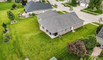 6600 N KUREY Dr, Appleton, WI 54913