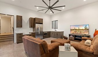 6760 E SKYLINE Dr, Cave Creek, AZ 85331