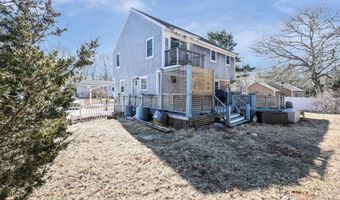 9 Marilyn Rd, Bourne, MA 02532