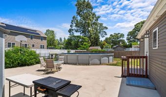 417 Main St, Bayville, NJ 08721