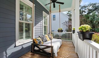 10 Hayek St, Beaufort, SC 29907