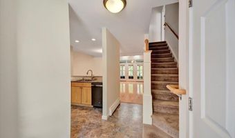 28 Mansfield Ln, Berlin, VT 05602