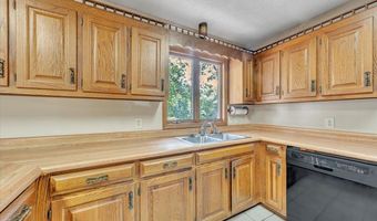 14639 Dogwood Cir, Athens, AL 35611