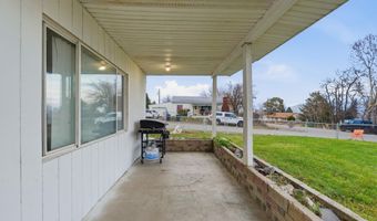 1107 11th St, Benton City, WA 99320