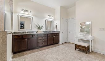7223 HOURGLASS Dr, Apollo Beach, FL 33572
