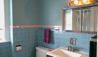 808 Lancaster St, Albany, NY 12203