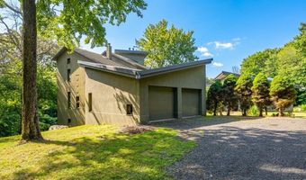 27 Ridge Rd, Canton, CT 06019