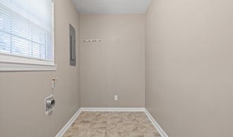 11127 E Brainerd Rd, Apison, TN 37302