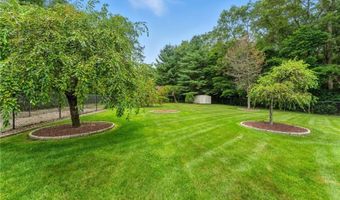 129 Valerie Ct, Cranston, RI 02921