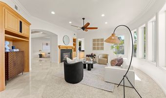 5464 Shannon Rdg, San Diego, CA 92130