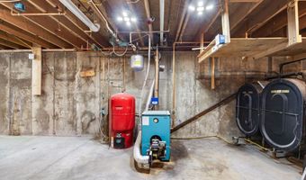 202 Pearl St, Bangor, ME 04401