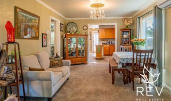 89 W Rocky Rd, Cody, WY 82414