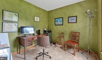 5 WATERWHEEL Cir, Dover, DE 19901