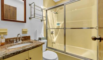 259 Cypress Dr, Bayville, NJ 08721