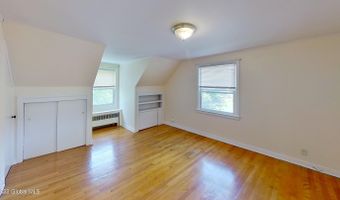 225 S Allen St 2L, Albany, NY 12208