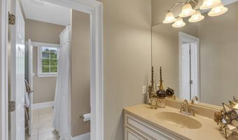 117 Majestic Dr, Adams Twp., PA 16046
