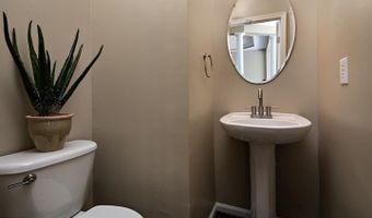 22051 CHELSY PAIGE Sq, Ashburn, VA 20148