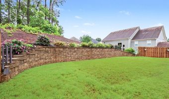 1984 Clovercroft Rd NW, Acworth, GA 30101