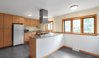 192 Longview Heights Rd, Athens, OH 45701