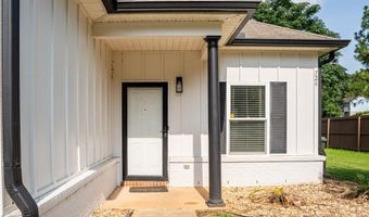 724 ELLIS St, Auburn, AL 36832