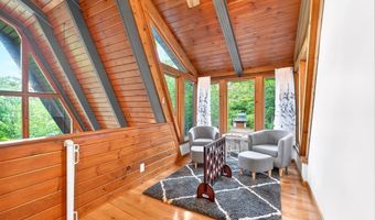 927 Wilkins Hollow Rd, Addison, PA 15411