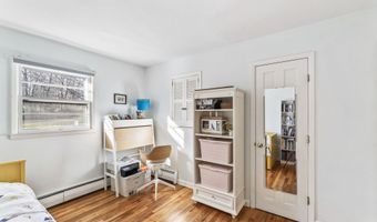 6 Advocate Pl, Danbury, CT 06810