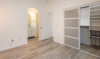 10300 Wood Work Ln, Las Vegas, NV 89135