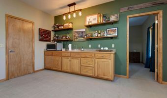 6879 Highway O, Ash Grove, MO 65604