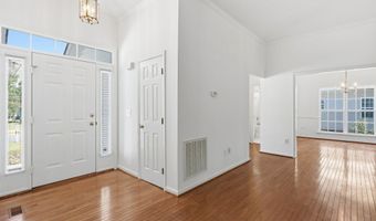 1219 Waterford Green Dr, Apex, NC 27502