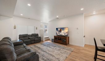 507 W 620 N 127, Centerville, UT 84014