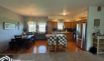 725 N E St, Albia, IA 52531