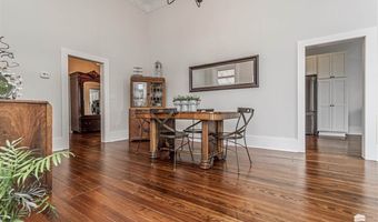 217 W 1st St, Abilene, KS 67410