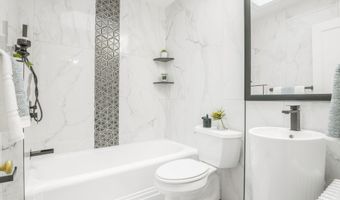 325 OGLETHORPE St NW, Washington, DC 20011