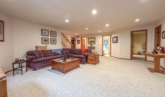 1959 Mesquite Loop, Bismarck, ND 58503