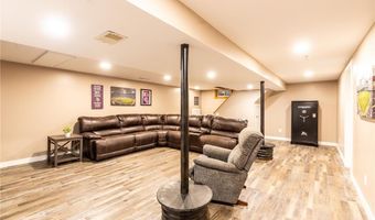 2303 9th Ave SW, Austin, MN 55912