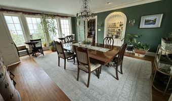 969 Washington St, Bath, ME 04530