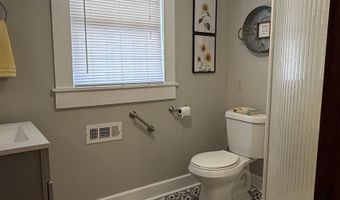2 W Pearl St, Alamo, GA 30411