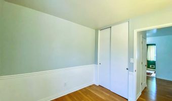 3479 Burbank Dr, Ann Arbor, MI 48105