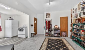 457 C St, Ashland, OR 97520