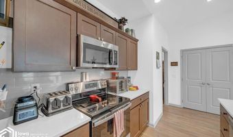 2914 SW Pleasant St, Ankeny, IA 50023