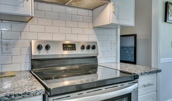 2325 Moncrieff St, Augusta, GA 30906