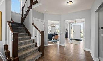 3664 Kinsley Blvd, Ann Arbor, MI 48105