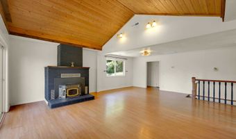 8157 S A St, Springfield, OR 97478