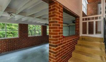 2356 S PIERCE St, Arlington, VA 22202