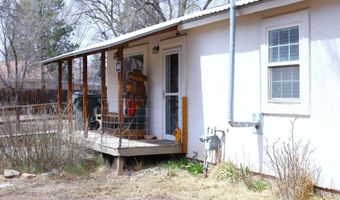 404 408 W 3rd St, Capitan, NM 88316