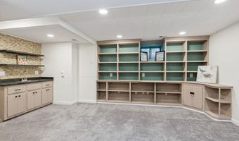 7810 HAYFIELD Rd, Alexandria, VA 22315
