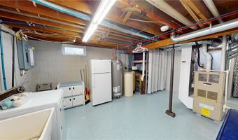 110 Hawthorne St W, Albert Lea, MN 56007