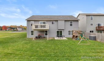 5885 Farmview Dr, Allendale, MI 49401