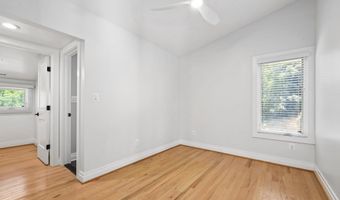 924 28TH St S, Arlington, VA 22202