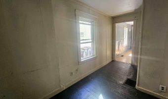 71 Boothby St, Augusta, ME 04330